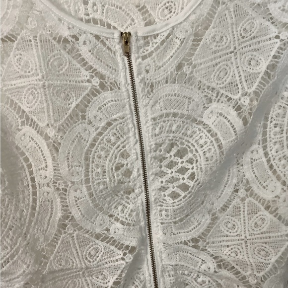 NWOT Lace Top or Jacket to wear over formal gown or as an overlay shirt Sz S - Picture 4 of 5